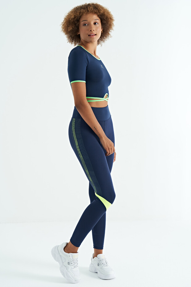 İndigo Bel Bağlama Detaylı O Yaka Standart Kalıp Dalgıç Kumaş Kadın Crop T-Shirt - 97266 - 6