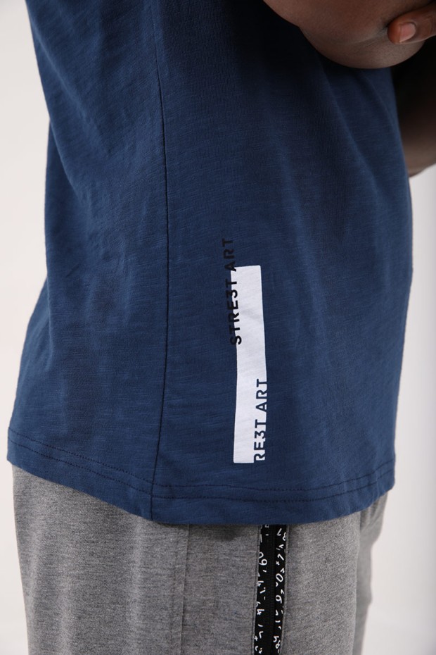 İndigo Göğüs Baskılı Koordinat Detaylı Standart Kalıp O Yaka Erkek T-Shirt - 87894