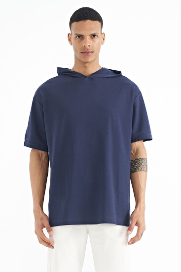 İndigo Kapüşonlu Kol Etiket Detaylı Oversize Erkek T-shirt - 88179 