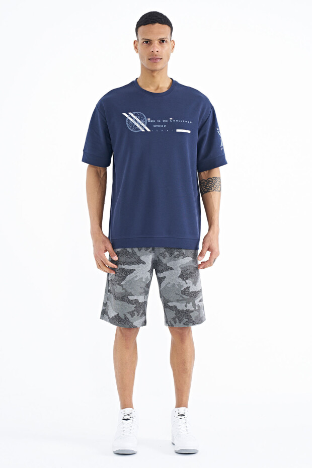 İndigo Ön ve Kol Baskı Detaylı O Yaka Oversize Erkek T-shirt - 88180