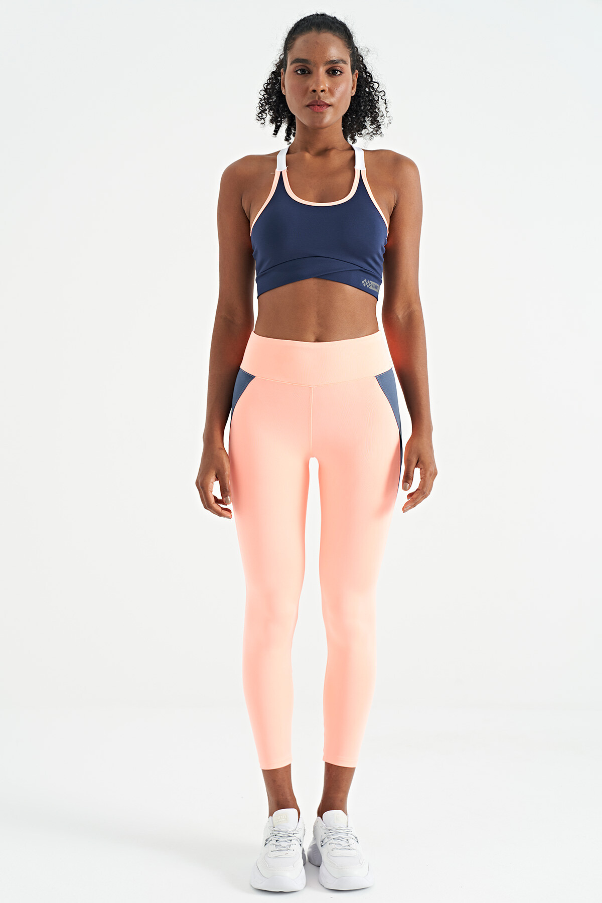 İndigo Sırt Detaylı Askılı Dar Kalıp Kadın Büstiyer - 97254 - TOMMYLIFE (1)