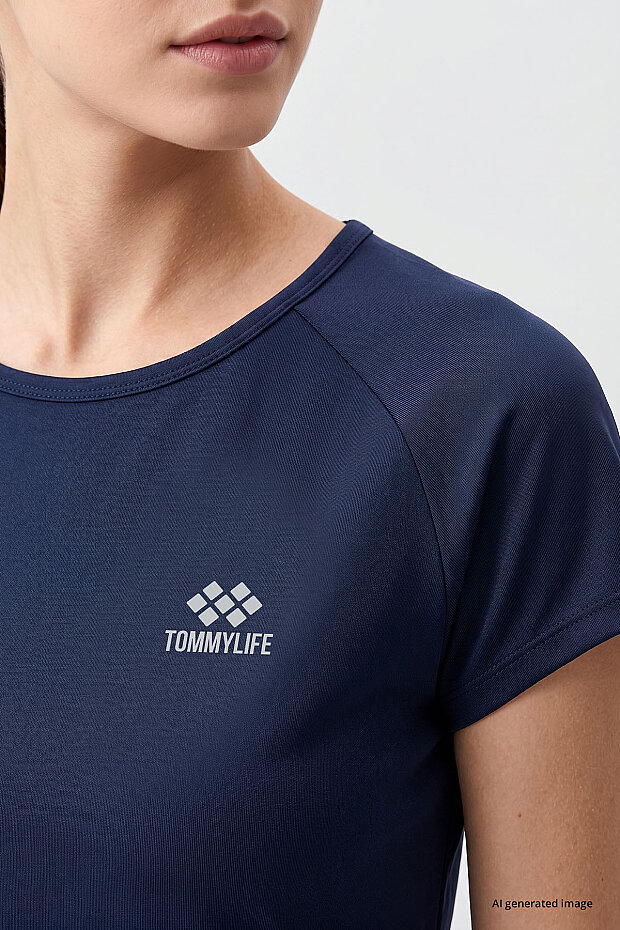 İndigo Sırt Pencereli Kısa Kol Standart Kalıp O Yaka Kadın T-Shirt - 97101 - 4