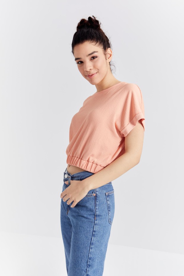 Kavun Içi Basic O Yaka Beli Lastikli Bürümcük Kumaş Kadın Crop Top T-Shirt - 97227