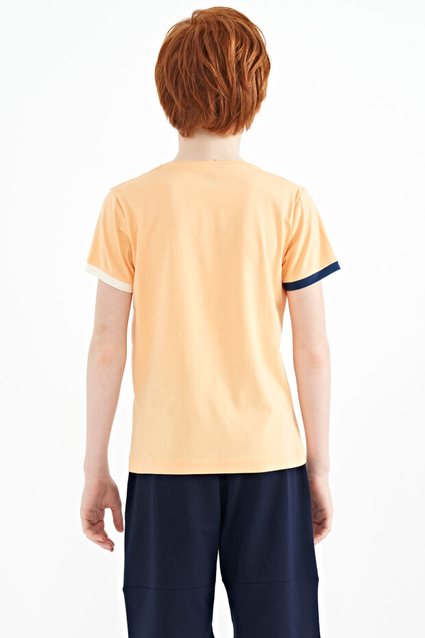 Kavun Içi Kol Ucu Renkli Detaylı Baskılı Standart Kalıp Erkek Çocuk T-Shirt - 11156