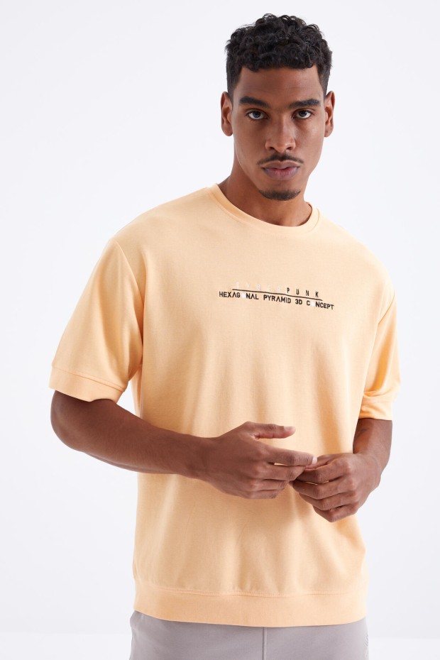 Kavun Içi Minimal Yazı Nakışlı O Yaka Erkek Oversize T-Shirt - 88106