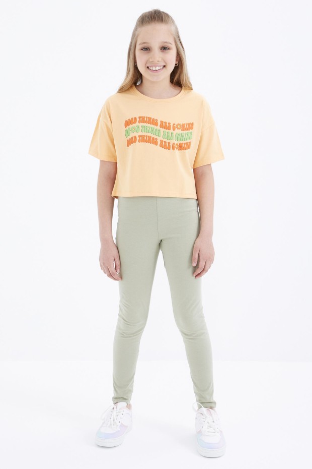 Kavun Içi Oversize Renkli Yazı Baskılı Düşük Omuz O Yaka Kız Çocuk Crop T-Shirt - 75038