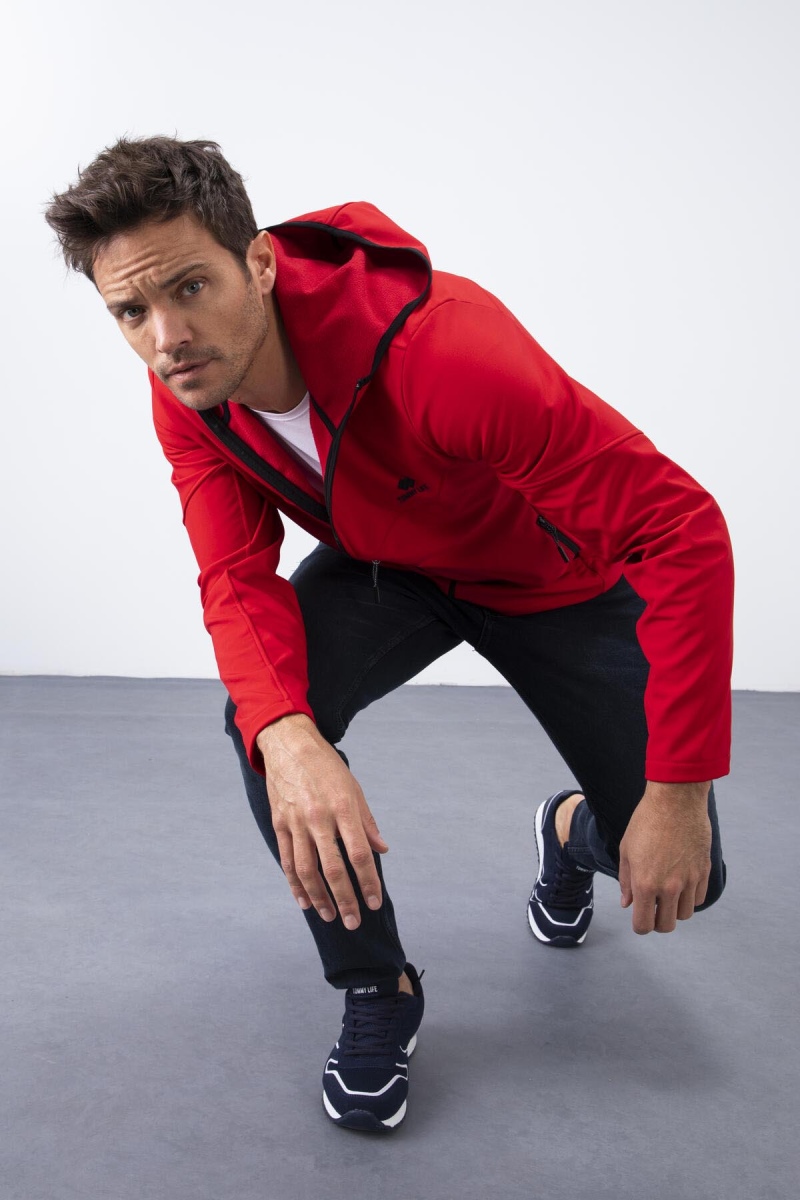 Kırmızı Fermuarlı Kapüşonlu Su ve Rüzgar Geçirmez Softshell Erkek Mont - 88051 - 6