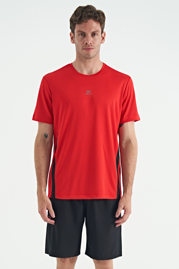 Kırmızı O Yaka Standart Kalıp Biyeli Aktif Spor Erkek T-Shirt - 88254