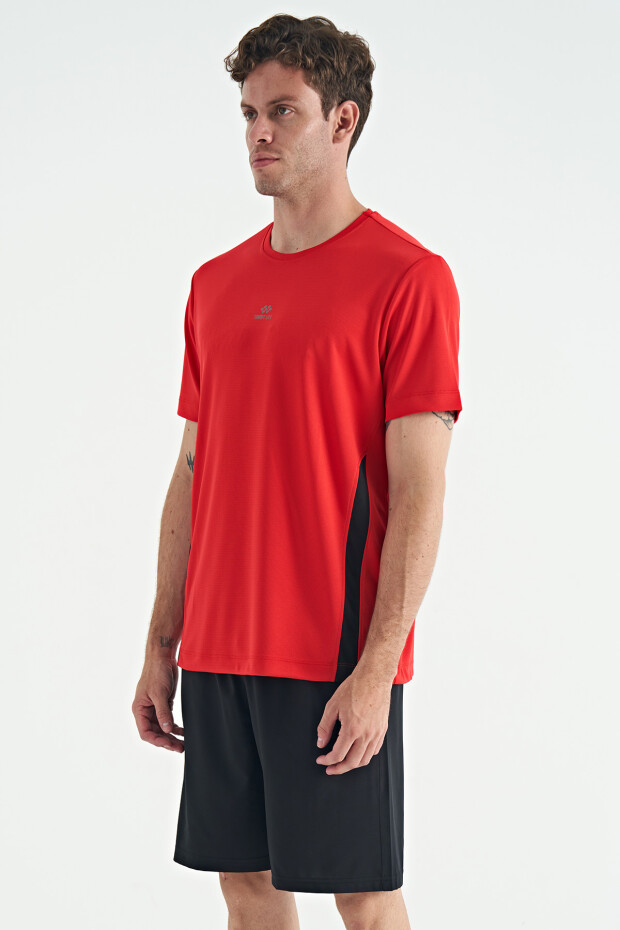 Kırmızı O Yaka Standart Kalıp Biyeli Aktif Spor Erkek T-Shirt - 88254