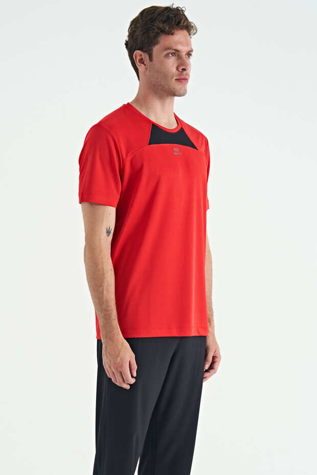 Kırmızı O Yaka Standart Kalıp Garni Detaylı Aktif Spor Erkek T-Shirt - 88253