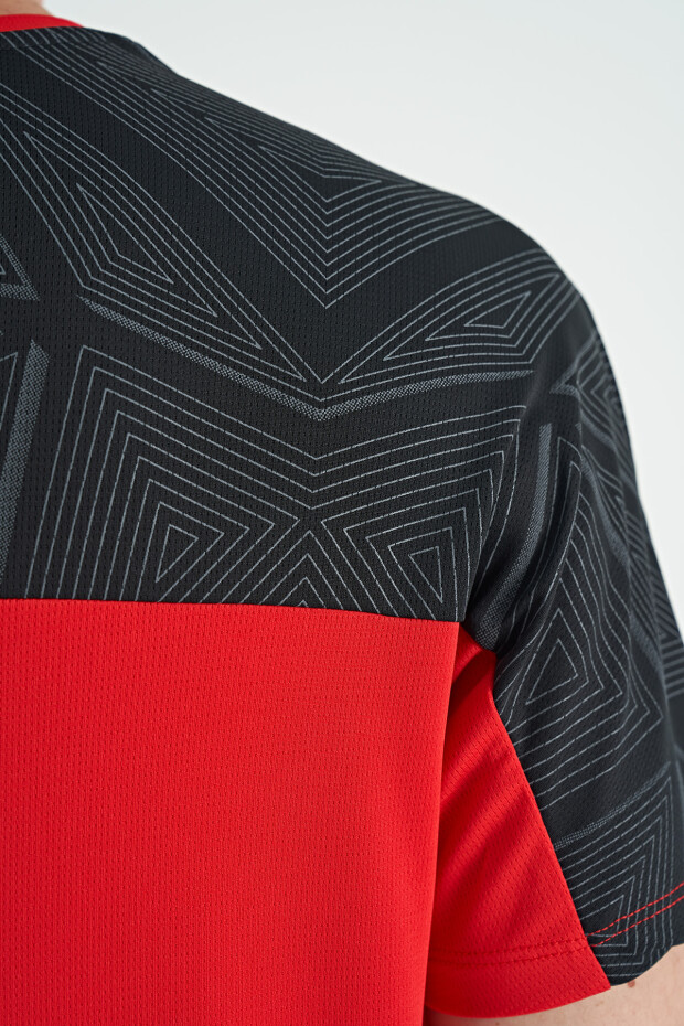 Kırmızı O Yaka Standart Kalıp Sırt Baskı Detaylı Aktif Spor Erkek T-Shirt - 88256