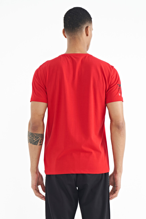 Kırmızı Ön Ve Kol Baskı Detaylı Standart Form O Yaka Erkek T-shirt - 88213
