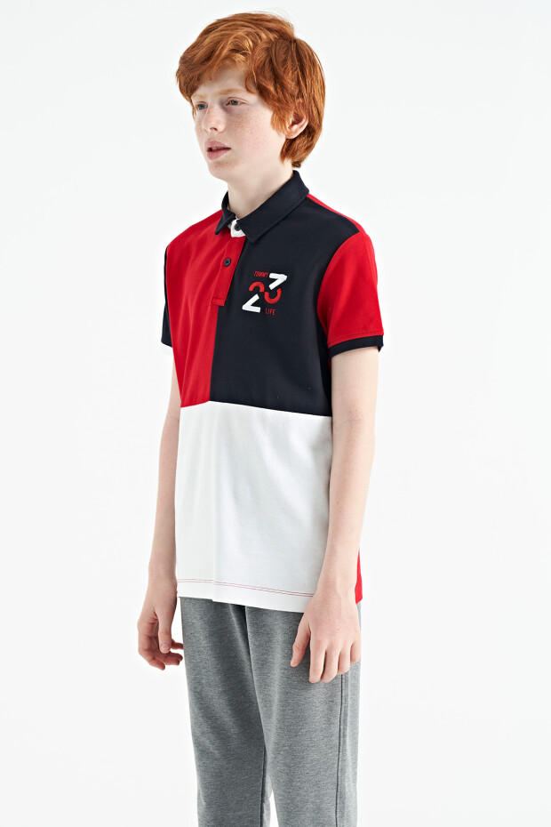 Kırmızı Renk Bloklu Nakış Detaylı Standart Kalıp Polo Yaka Erkek Çocuk T-Shirt - 11108