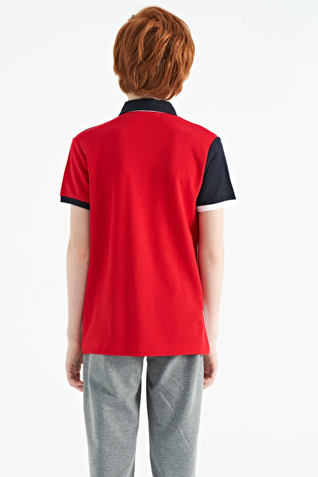 Kırmızı Renk Bloklu Nakış Detaylı Standart Kalıp Polo Yaka Erkek Çocuk T-Shirt - 11108