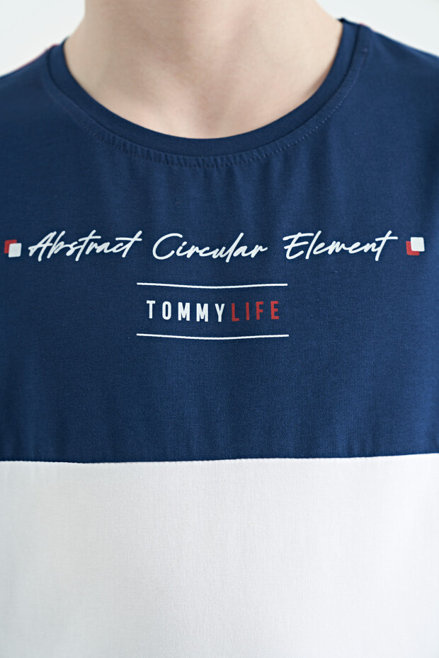 Kırmızı Renk Bloklu O Yaka Baskı Detaylı Standart Kalıp Erkek Çocuk T-Shirt - 11135 - 4