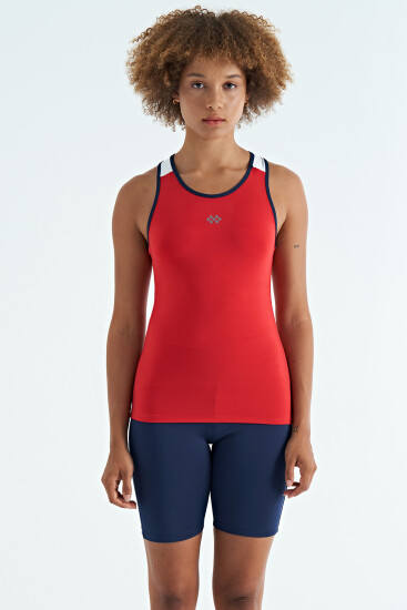 Kırmızı Sırt Detaylı Baskılı Standart Kalıp Kadın Atlet - 97269 - TOMMYLIFE (1)