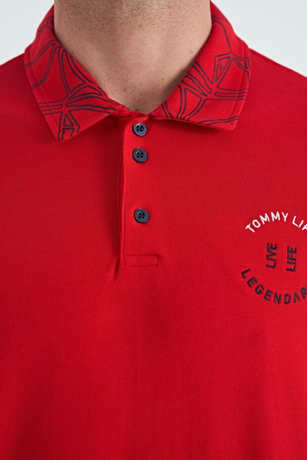 Kırmızı Yazı Nakışlı Baskı Detaylı Standart Kalıp Polo Yaka Erkek T-Shirt - 88239