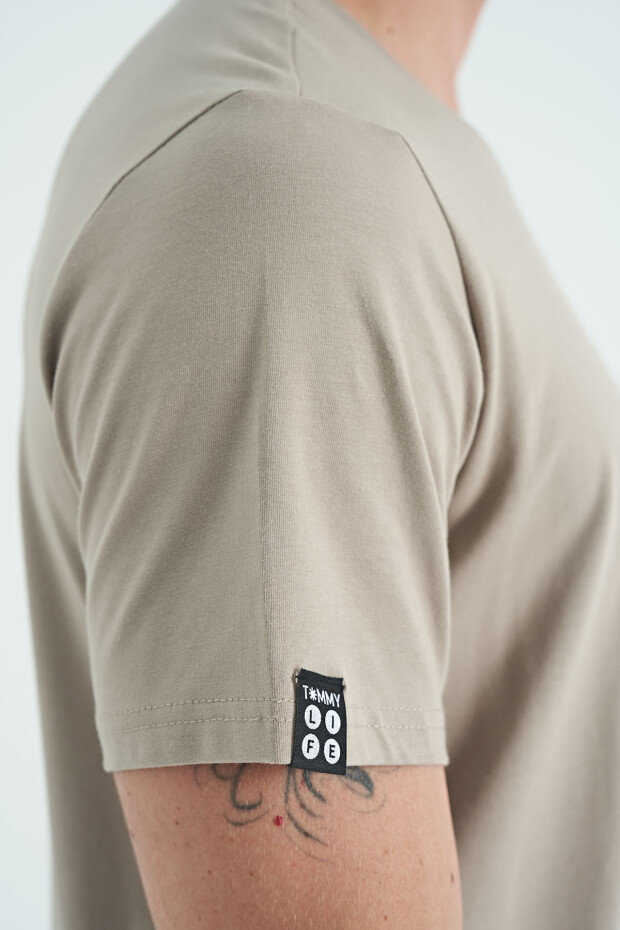 Koyu Bej Erkek Basic Kısa Kol Standart Kalıp O Yaka T-shirt - 87911