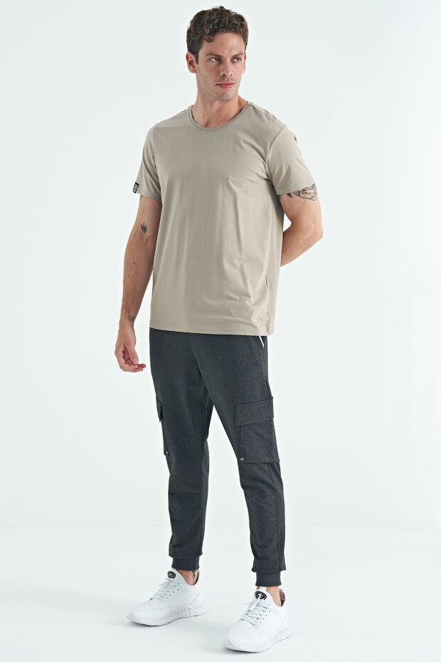 Koyu Bej Erkek Basic Kısa Kol Standart Kalıp O Yaka T-shirt - 87911