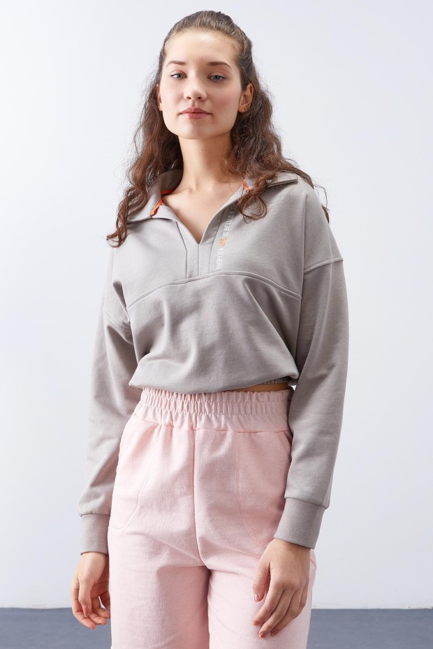 Koyu Bej Polo Yaka Etek Ucu Büzgülü Kadın Oversize Sweatshirt - 97180