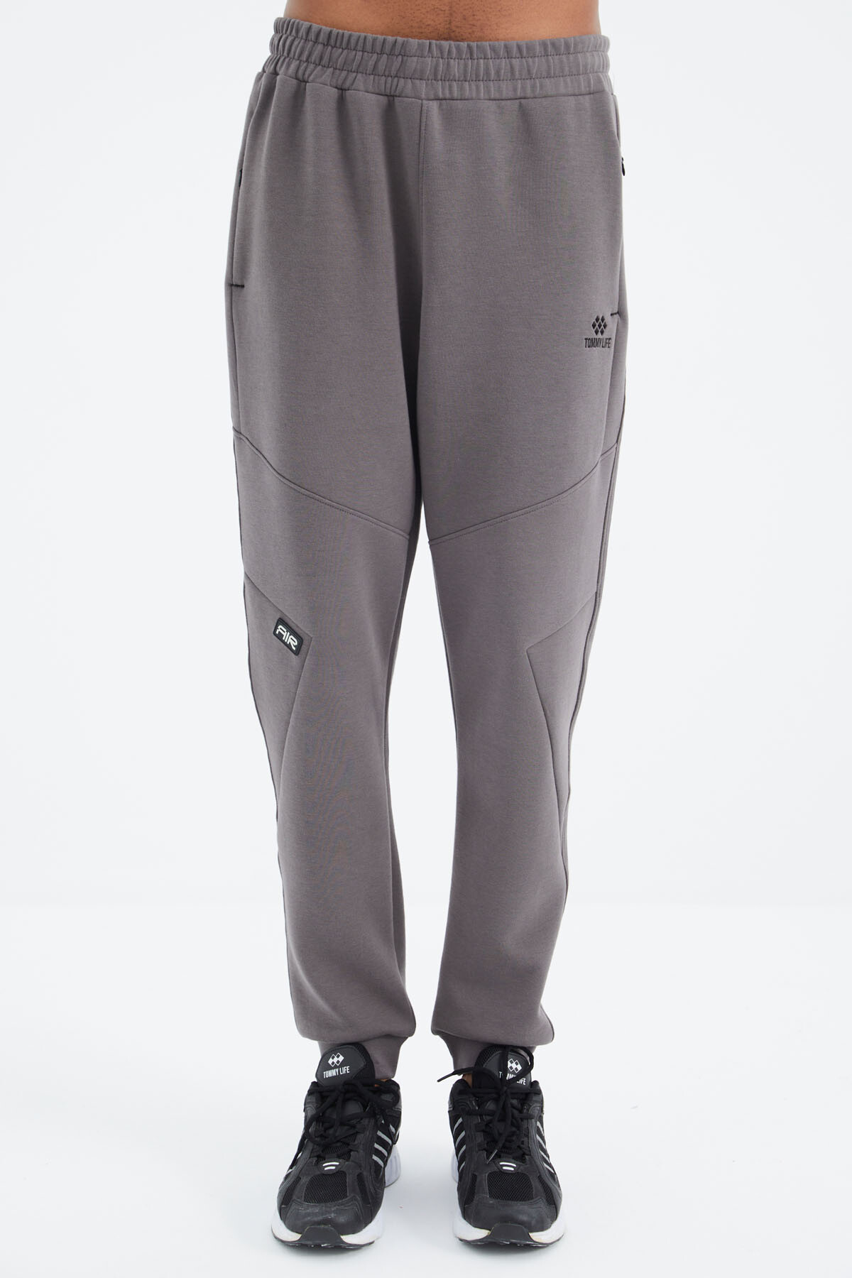 Koyu Gri Bağcıklı Şerit Detaylı Rahat Kalıp Erkek Eşofman Alt - 82100 - TOMMYLIFE (1)