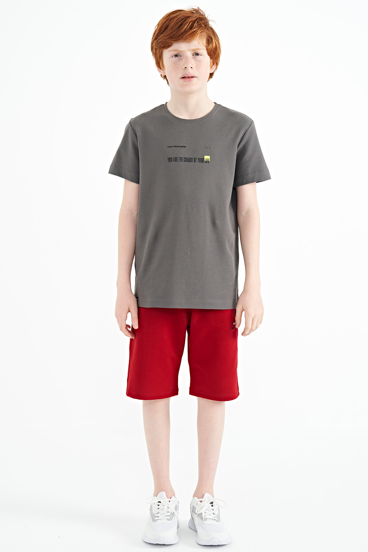 Koyu Gri Baskı Detaylı O Yaka Standart Kalıp Erkek Çocuk T-Shirt - 11117 - TOMMYLIFE (1)