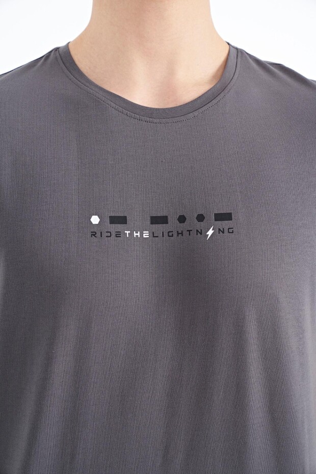Koyu Gri Baskı Detaylı O Yaka Standart Kalıp Erkek T-Shirt - 88168