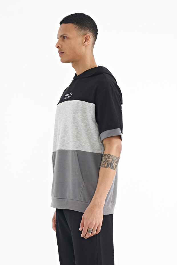 Koyu Gri Kapüşonlu Baskı Detaylı Oversize Erkek T-shirt - 88191