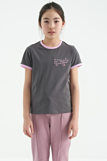 Koyu Gri Minimal Yazı Baskılı O Yaka Rahat Form Kısa Kollu Kız Çocuk T-Shirt - 75110 