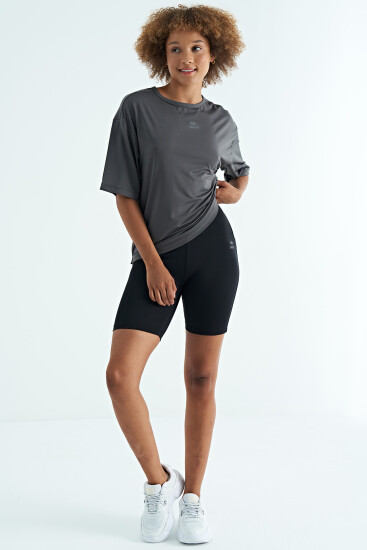 Koyu Gri O Yaka Baskı Detaylı Oversize Kısa Kol Kadın T-Shirt - 97263 