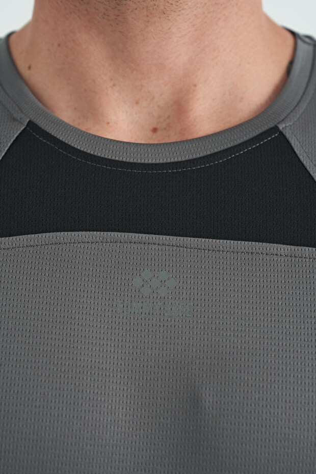 Koyu Gri O Yaka Standart Kalıp Garni Detaylı Aktif Spor Erkek T-Shirt - 88253