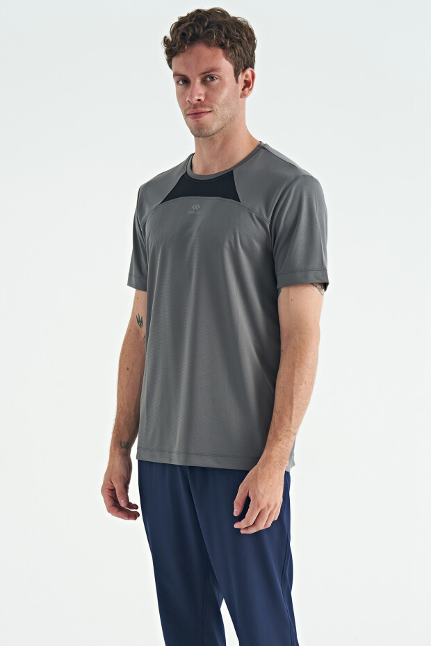 Koyu Gri O Yaka Standart Kalıp Garni Detaylı Aktif Spor Erkek T-Shirt - 88253