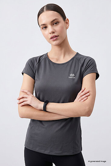 Koyu Gri Sırt Pencereli Kısa Kol Standart Kalıp O Yaka Kadın T-Shirt - 97101 