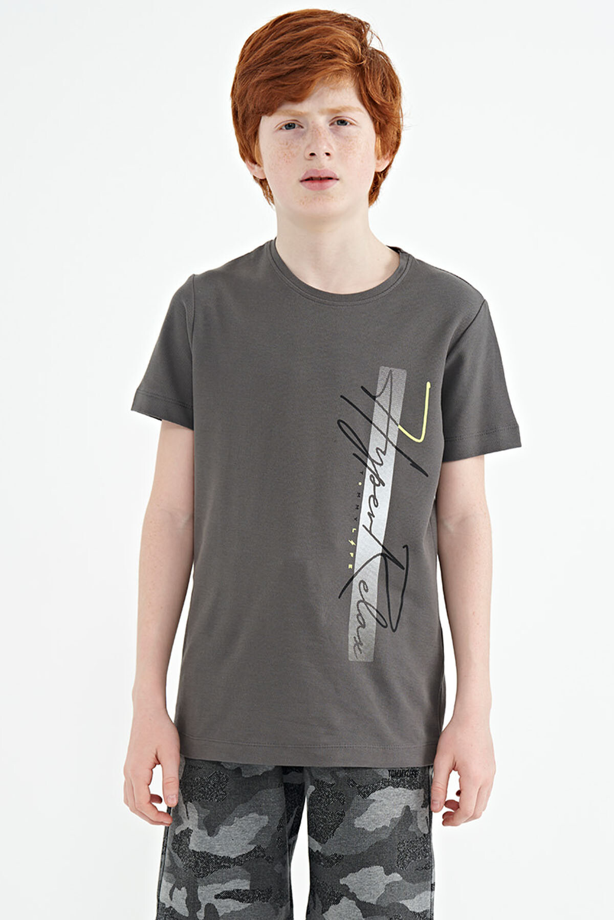 Koyu Gri Yazı Baskılı O Yaka Standart Kalıp Erkek Çocuk T-Shirt - 11119 - TOMMYLIFE