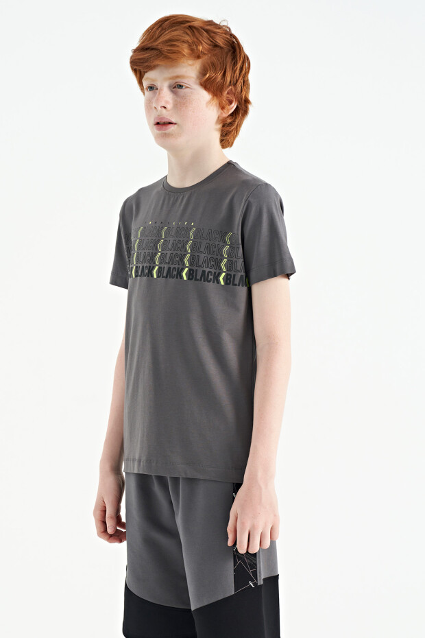 Koyu Gri Yazı Baskılı O Yaka Standart Kalıp Erkek Çocuk T-Shirt - 11149