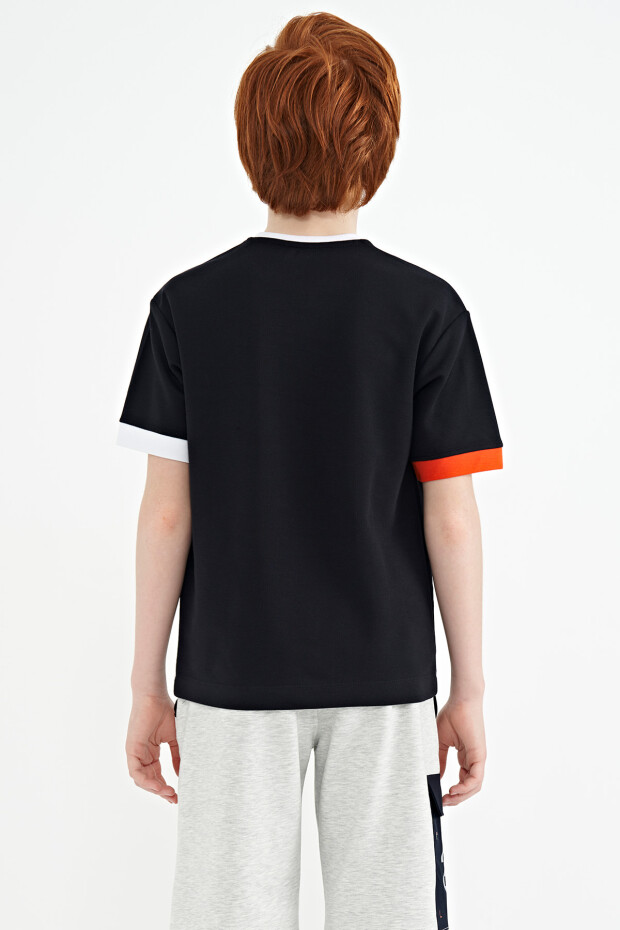 Lacivert Renk Geçişli Nakışlı Oversize Erkek Çocuk T-Shirt - 11159 - 10