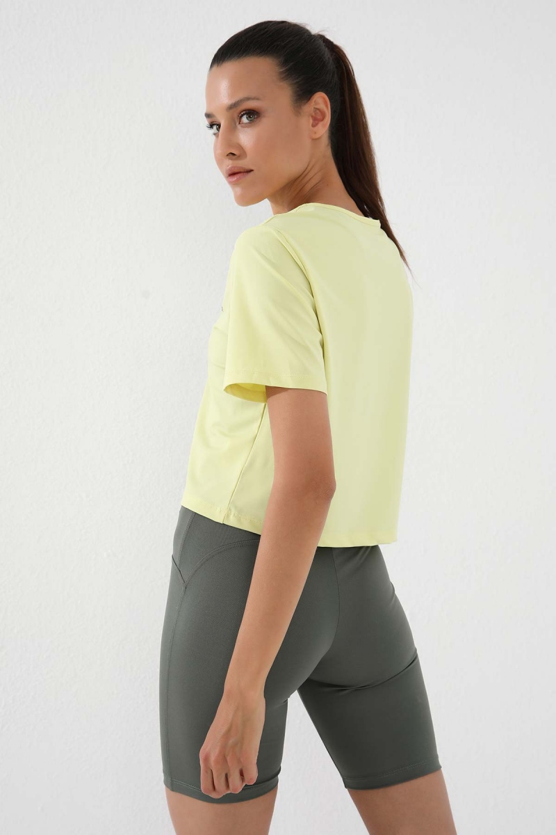 Limon Basic Kısa Kol Standart Kalıp O Yaka Kadın Crop Top T-Shirt - 97143