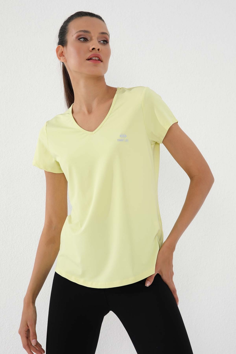 Limon Basic Kısa Kol Standart Kalıp V Yaka Kadın T-Shirt - 97145