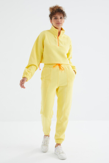 Limon Düşük Omuzlu Beli Büzgülü Yarım Boy Fermuarlı Oversıze Kadın Eşofman Takım - 95321 - TOMMYLIFE