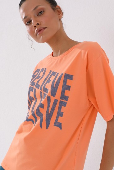 Mercan Deforme Yazı Baskılı O Yaka Oversize Kadın T-Shirt - 97139 - Thumbnail