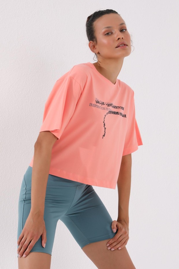 Mercan Yazı Baskılı Kısa O Yaka Kadın Oversize T-Shirt - 97135