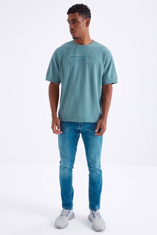 Mint Yeşili Küçük Yazı Nakışlı O Yaka Erkek Oversize T-Shirt - 88103