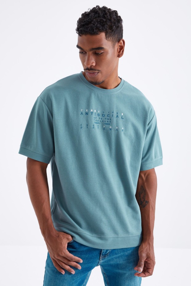 Mint Yeşili Küçük Yazı Nakışlı O Yaka Erkek Oversize T-Shirt - 88103