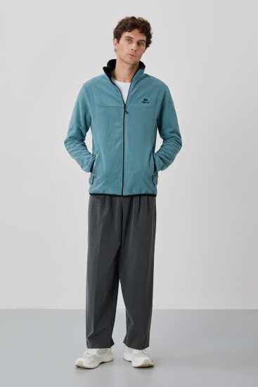 Mint Yeşili Yazı Nakışlı Dik Yaka Fermuarlı Standart Kalıp Erkek Sweatshirt Polar - 87992 - TOMMYLIFE (1)