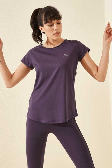 Mor Sırt Pencereli Kısa Kol Standart Kalıp O Yaka Kadın T-Shirt - 97101 - TOMMYLIFE