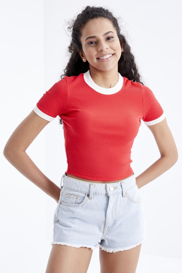 Nar Çiçeği Basic Kol Detaylı O Yaka Kadın Crop Top T-Shirt - 97200