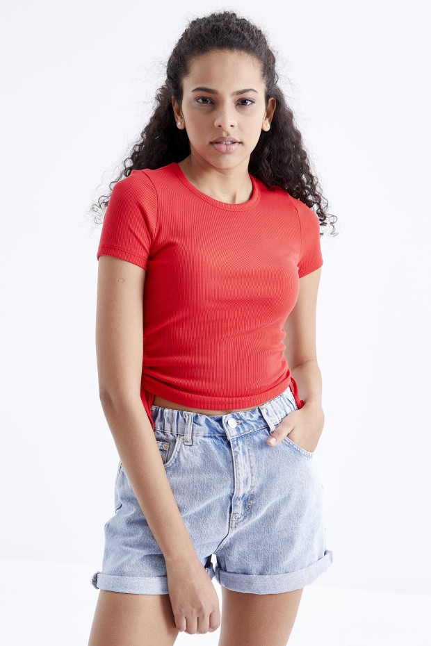 Nar Çiçeği Basic Yanı Büzgülü O Yaka Kadın Crop Top T-Shirt - 97203