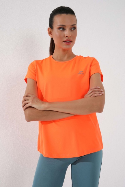 Neon Oranj Basic Kısa Kol Standart Kalıp O Yaka Kadın T-Shirt - 97144 - Thumbnail