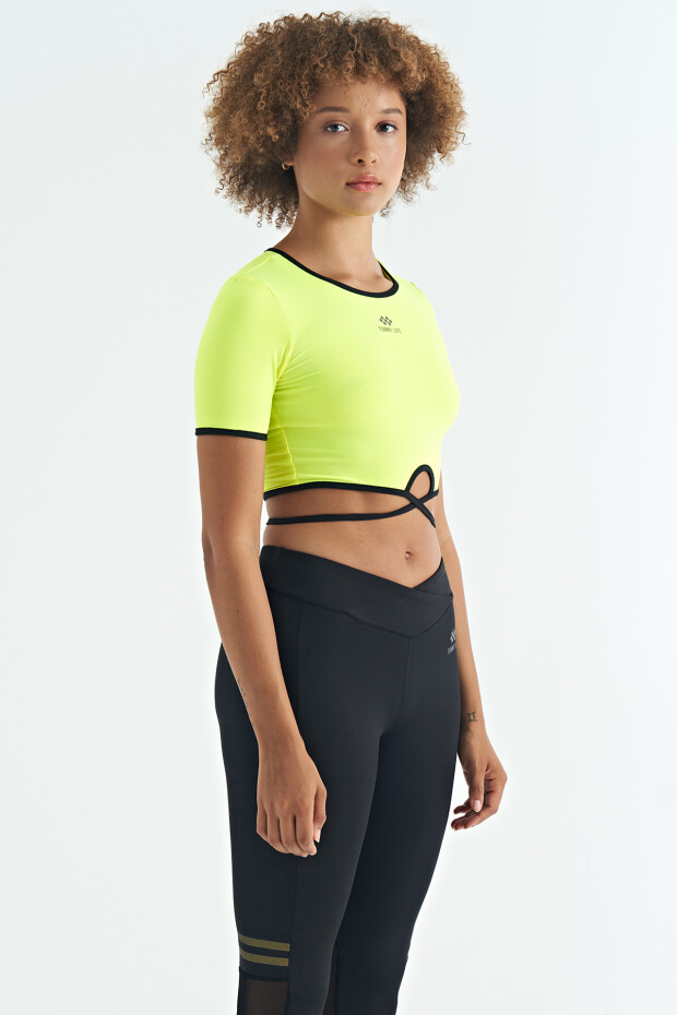Neon Sarı Bel Bağlama Detaylı O Yaka Standart Kalıp Dalgıç Kumaş Kadın Crop T-Shirt - 97266 - 5