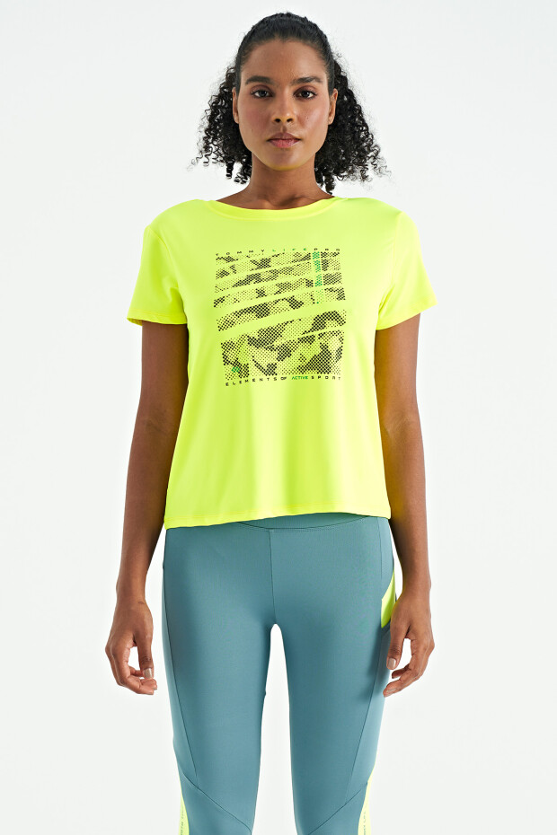 Neon Sarı Ön Baskılı Sırtı V Dekolteli Standart Kalıp Kısa Kollu Kadın Spor T-Shirt - 97264